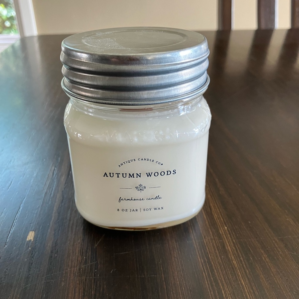 Antique Candle Co. Autumn Woods Soy Wax Candle 8 oz. Wooden wick